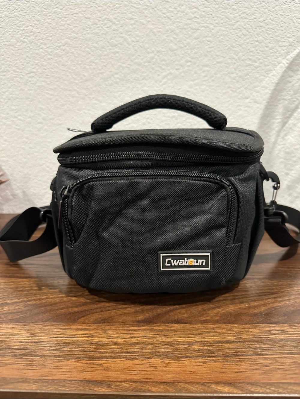 Canon EOS R50 Camera - Picture 10 of 13